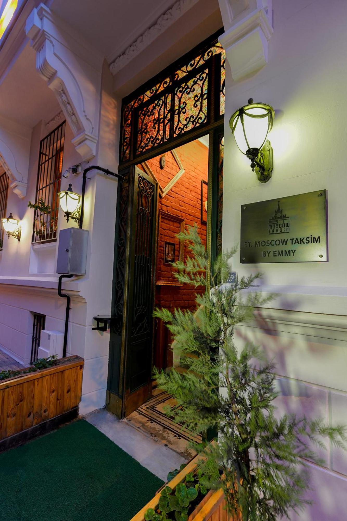 Hotel St Moscow Taksim By Emmy Istanbul Exterior foto
